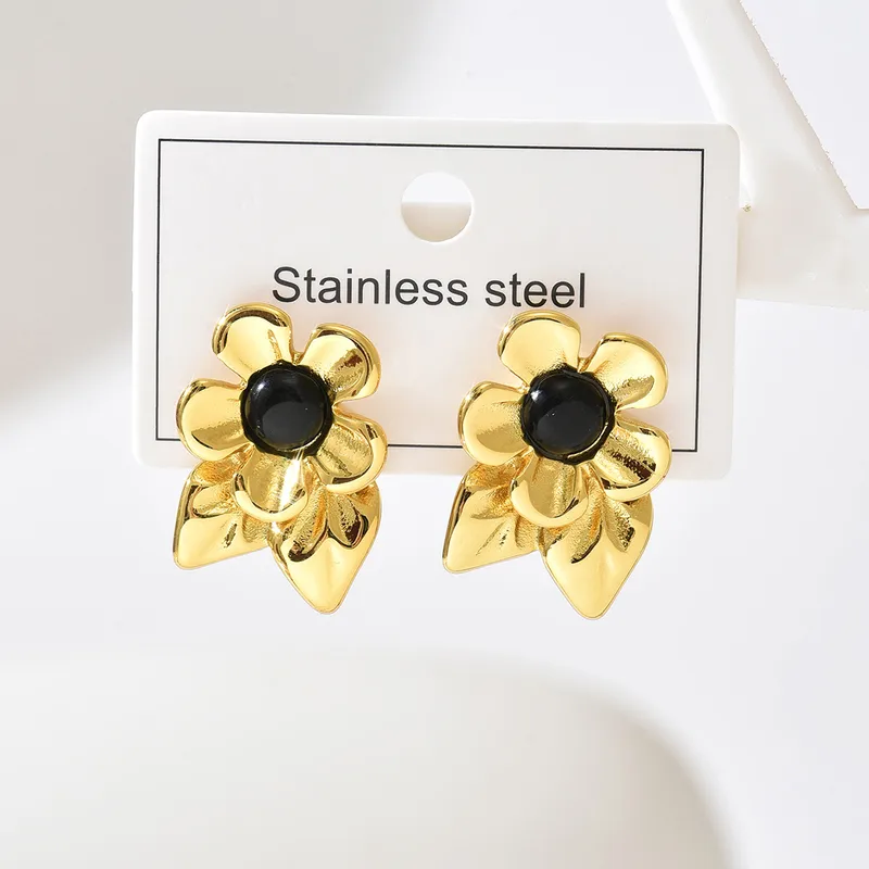 Glow Studs