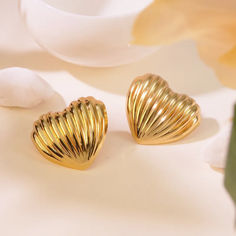 Glow Studs